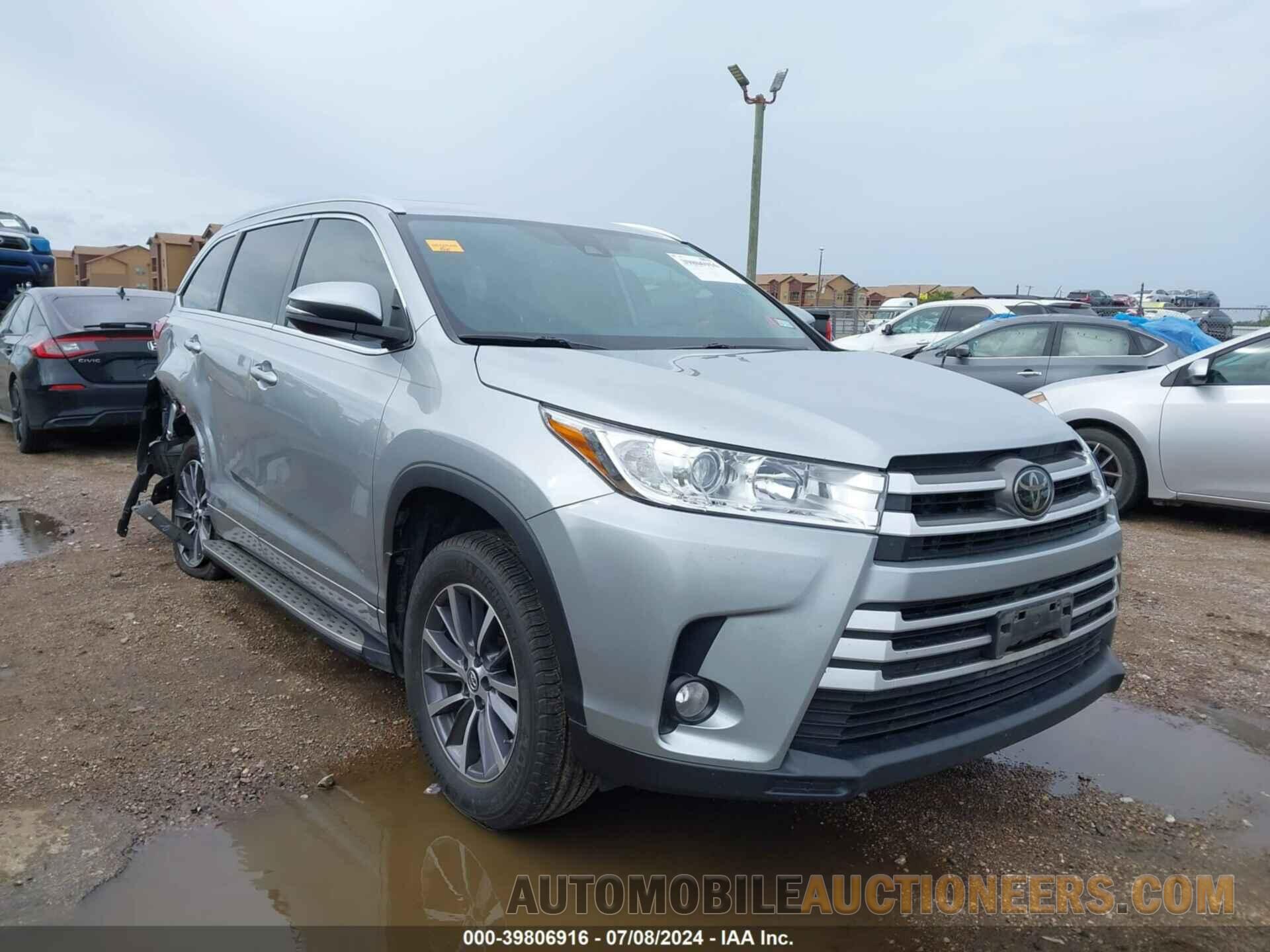 5TDKZRFH3JS264831 TOYOTA HIGHLANDER 2018