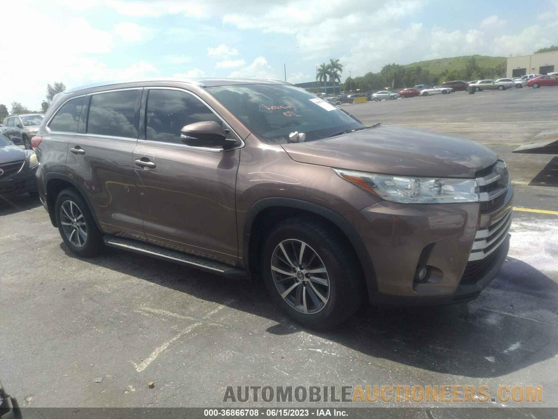 5TDKZRFH3JS272590 TOYOTA HIGHLANDER 2018