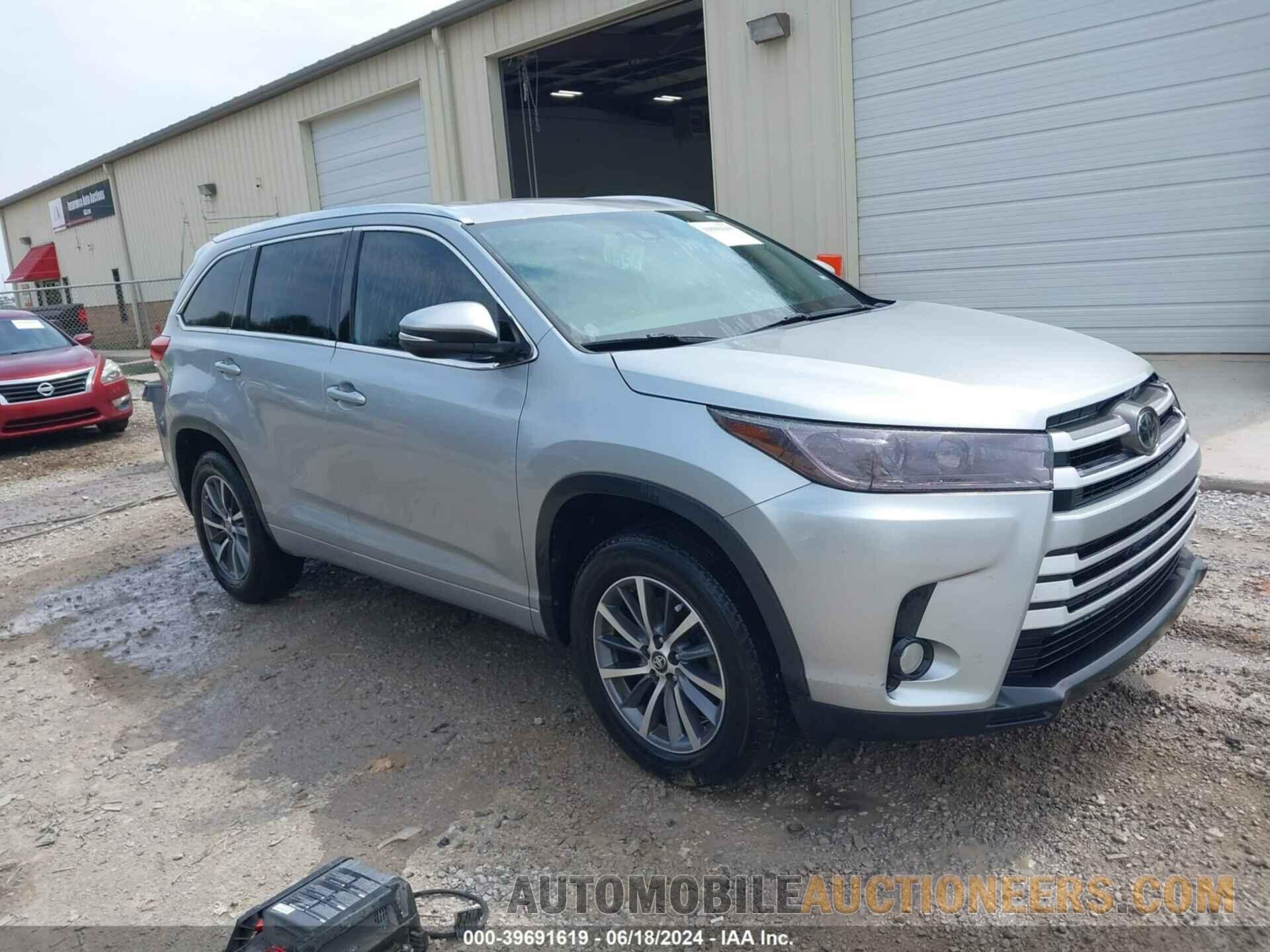 5TDKZRFH3JS283931 TOYOTA HIGHLANDER 2018