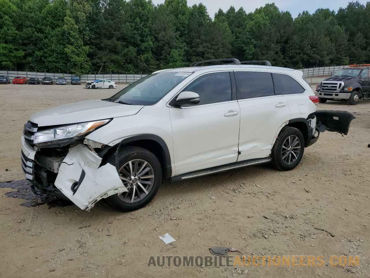 5TDKZRFH3JS288109 TOYOTA HIGHLANDER 2018