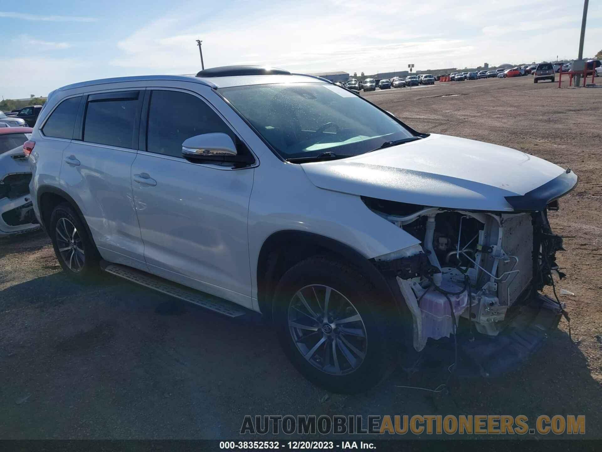 5TDKZRFH3JS288403 TOYOTA HIGHLANDER 2018