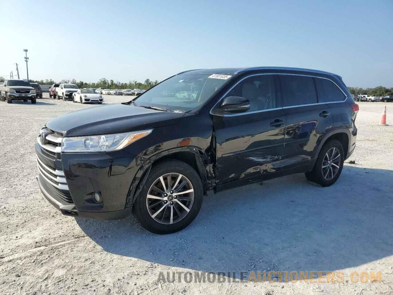 5TDKZRFH3JS545625 TOYOTA HIGHLANDER 2018