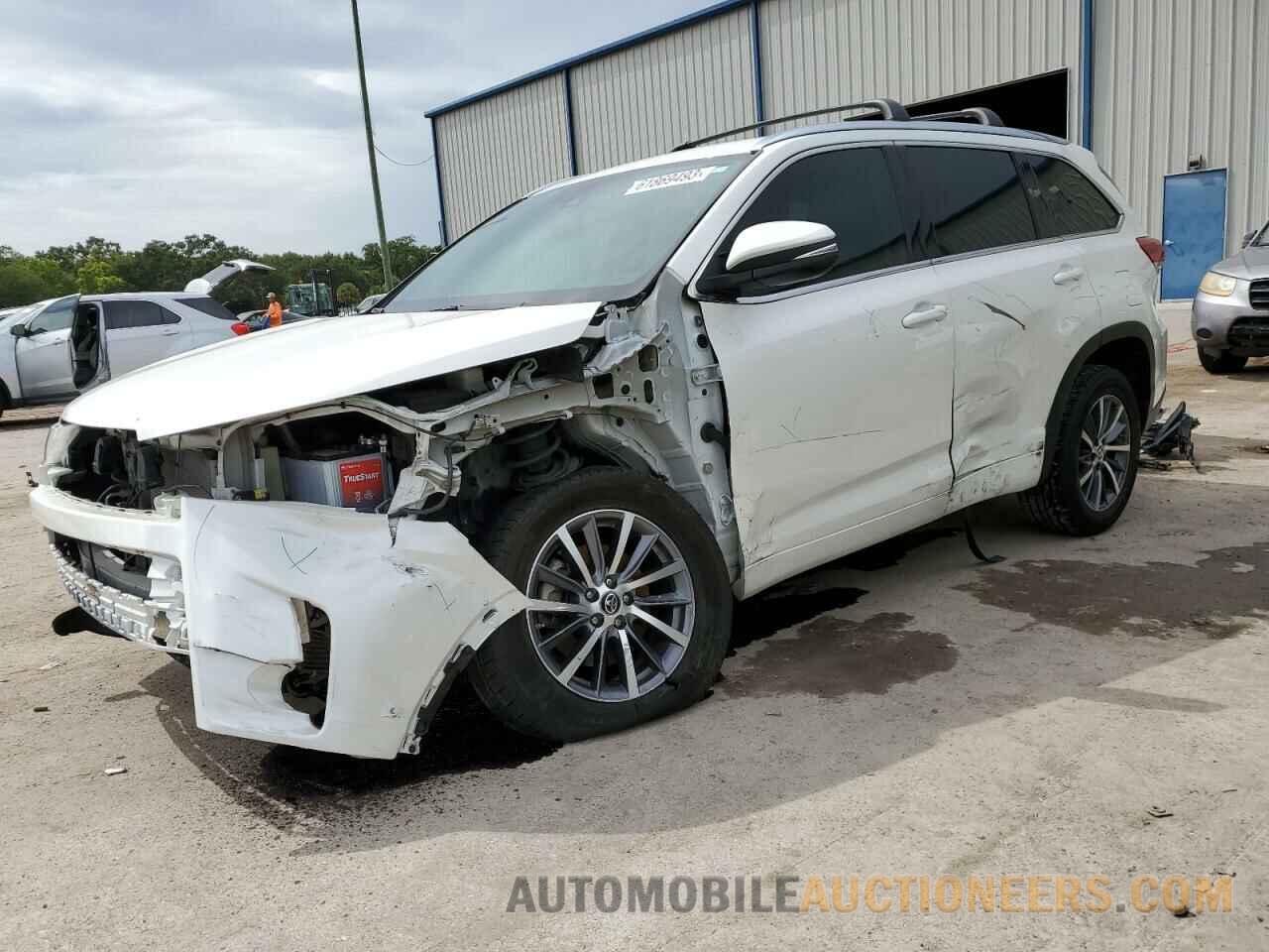 5TDKZRFH3JS546497 TOYOTA HIGHLANDER 2018