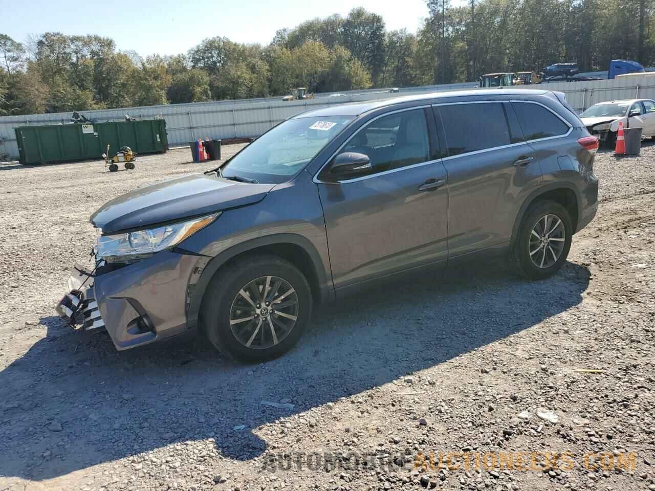 5TDKZRFH3JS548010 TOYOTA HIGHLANDER 2018