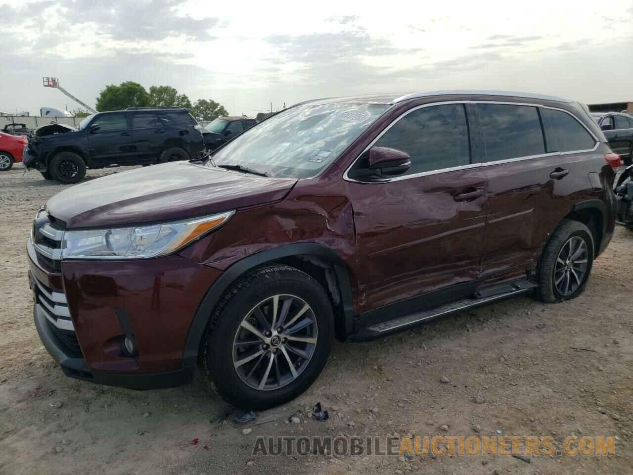 5TDKZRFH3KS300454 TOYOTA HIGHLANDER 2019