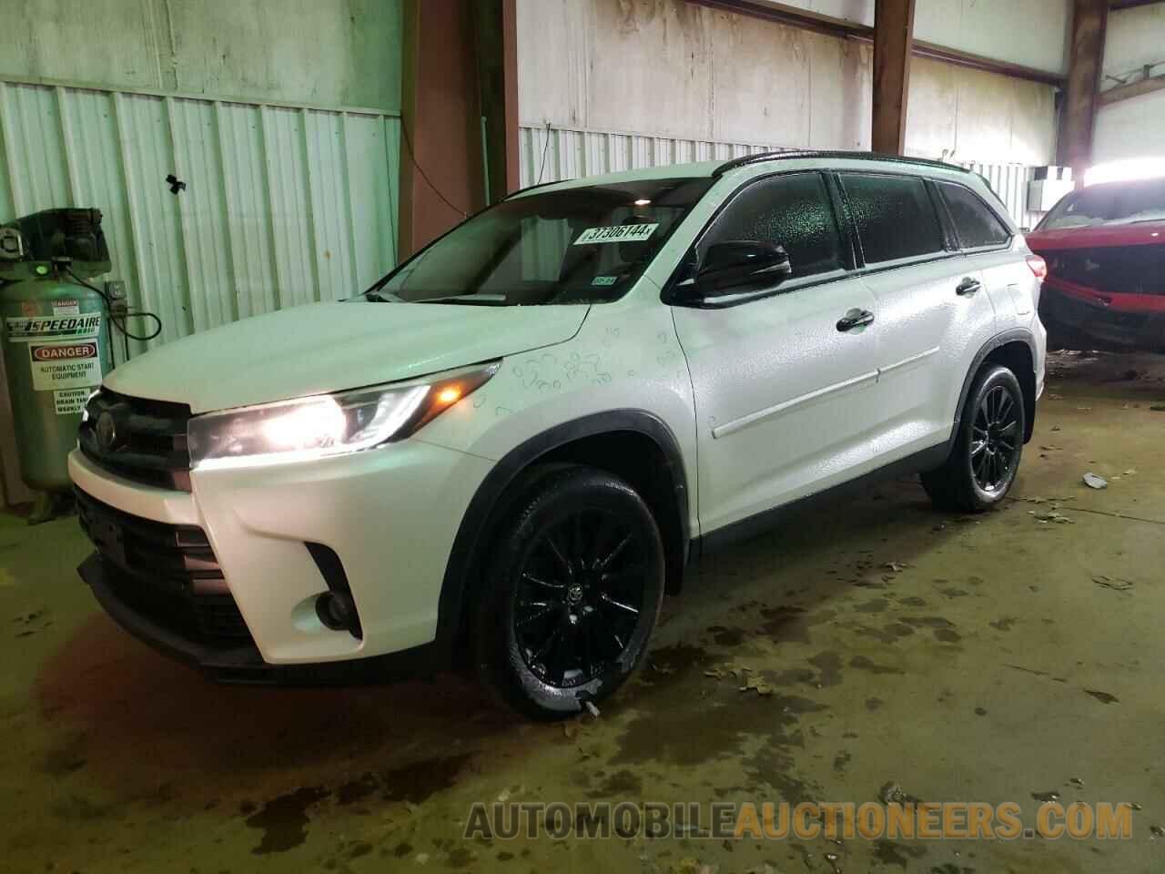 5TDKZRFH3KS313849 TOYOTA HIGHLANDER 2019