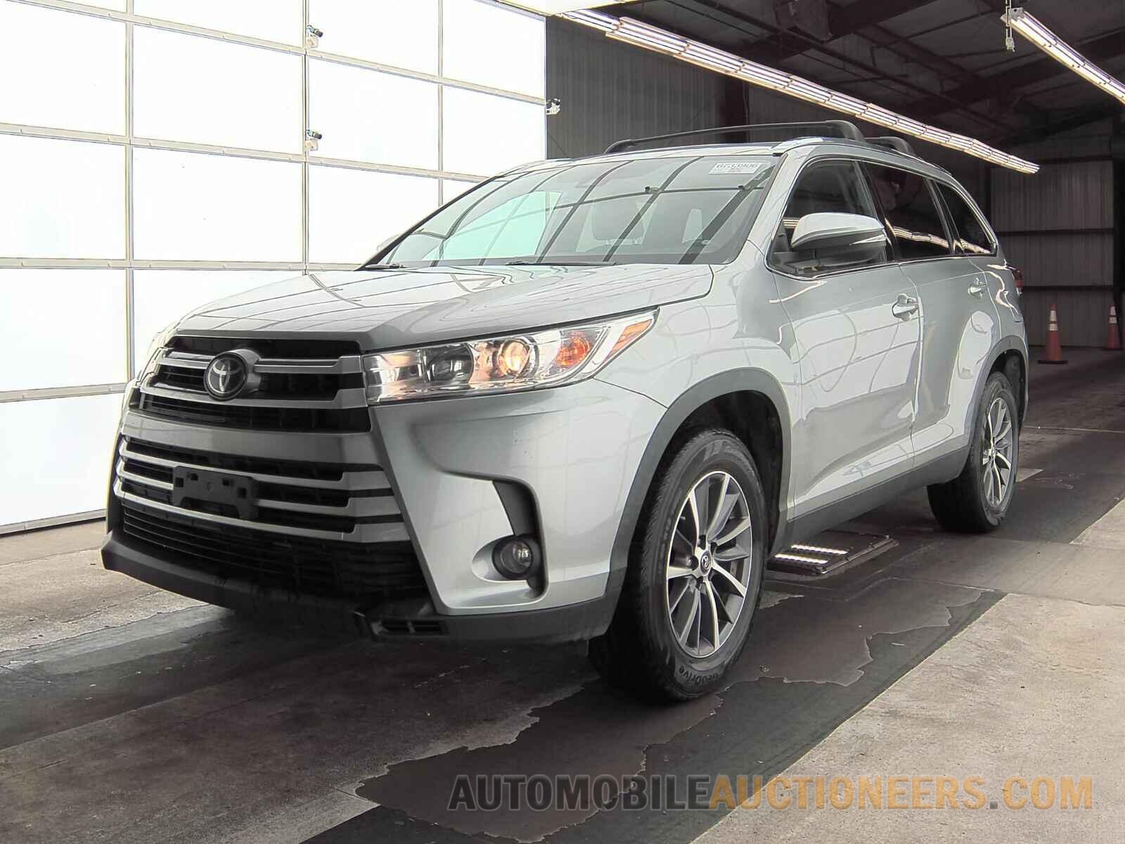 5TDKZRFH3KS324110 Toyota Highlander 2019