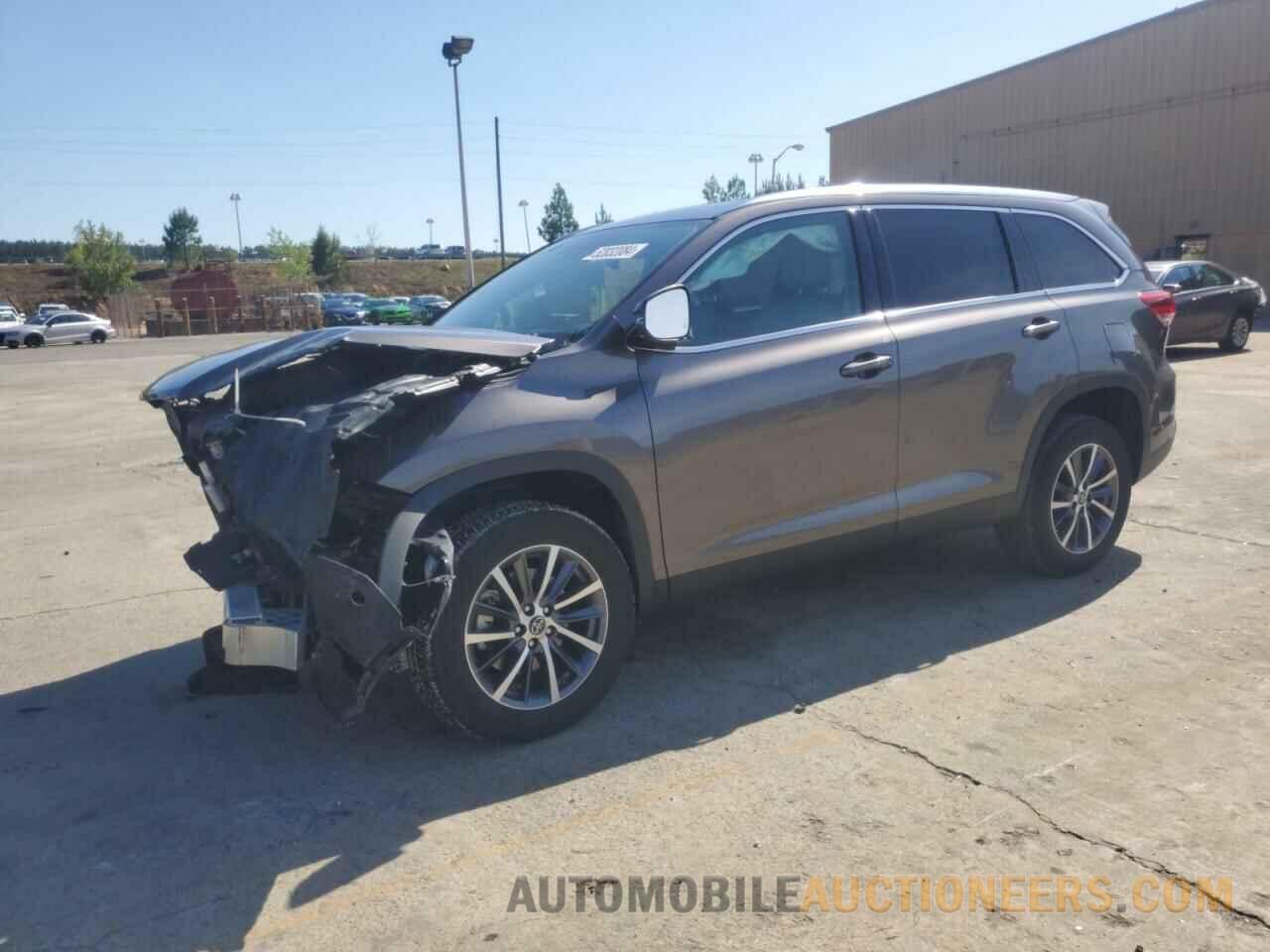 5TDKZRFH3KS341697 TOYOTA HIGHLANDER 2019