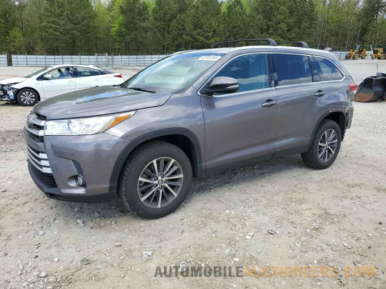 5TDKZRFH3KS356698 TOYOTA HIGHLANDER 2019