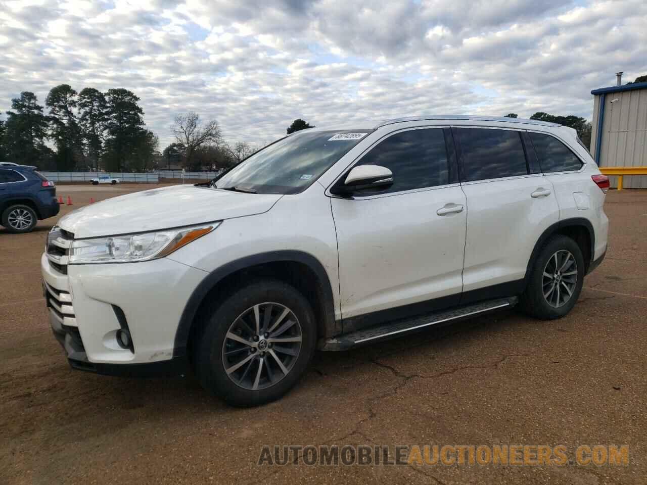 5TDKZRFH3KS359049 TOYOTA HIGHLANDER 2019