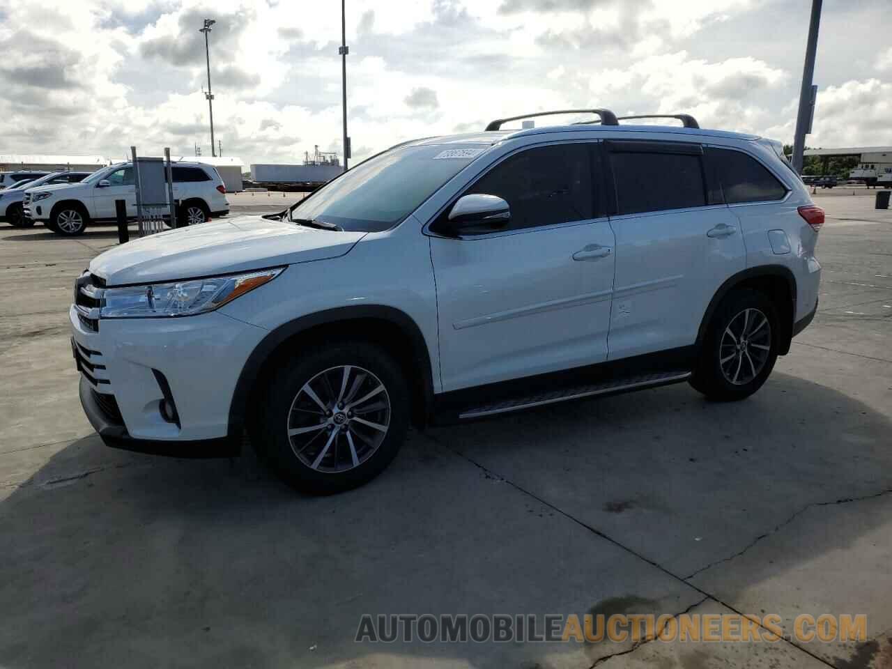 5TDKZRFH3KS571062 TOYOTA HIGHLANDER 2019