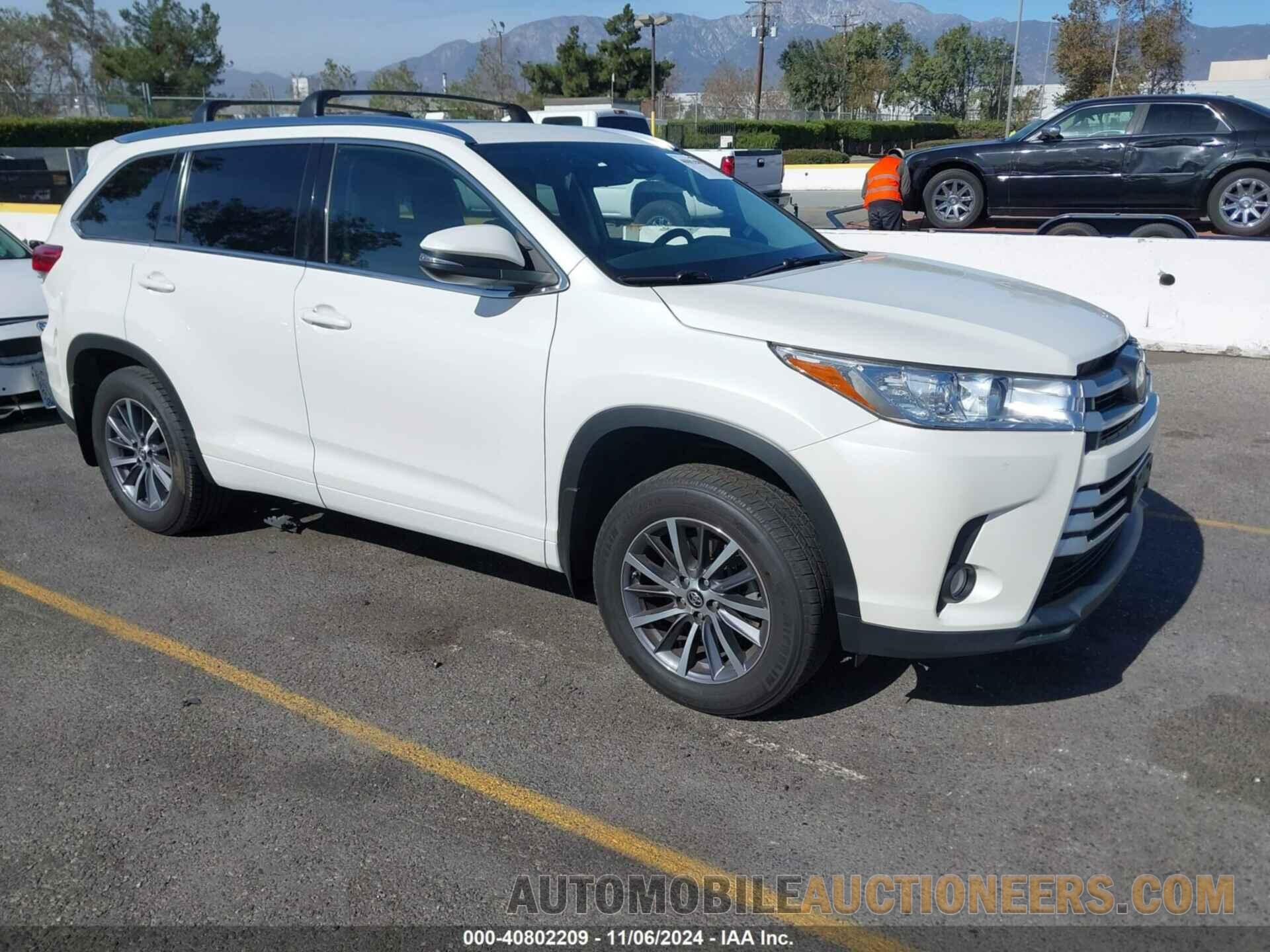 5TDKZRFH4HS515673 TOYOTA HIGHLANDER 2017