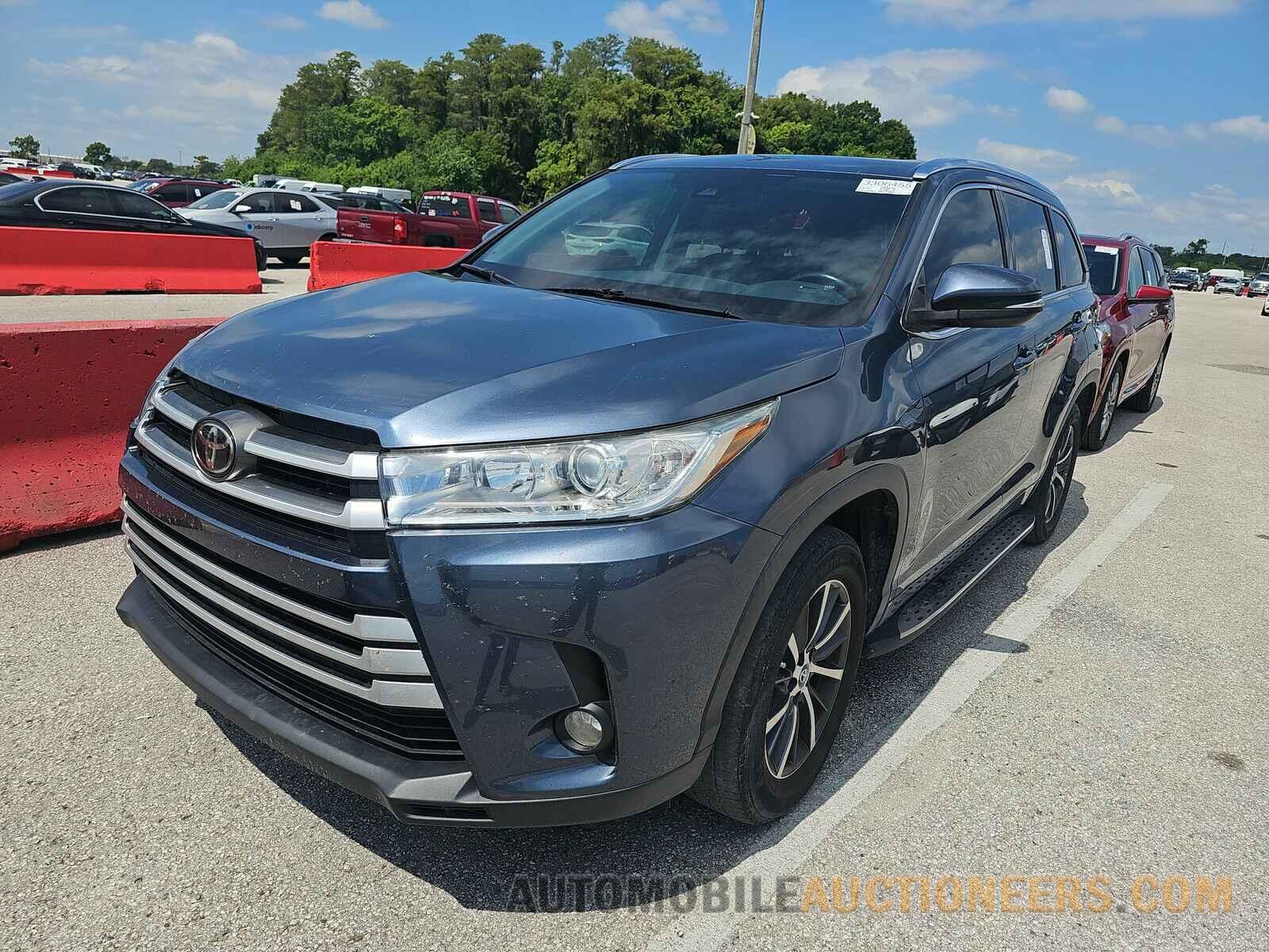 5TDKZRFH4HS524177 Toyota Highlander 2017