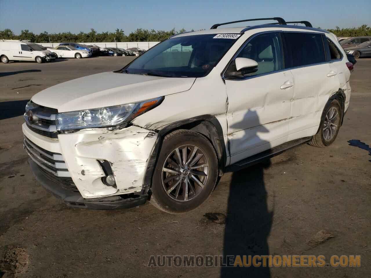 5TDKZRFH4JS535010 TOYOTA HIGHLANDER 2018