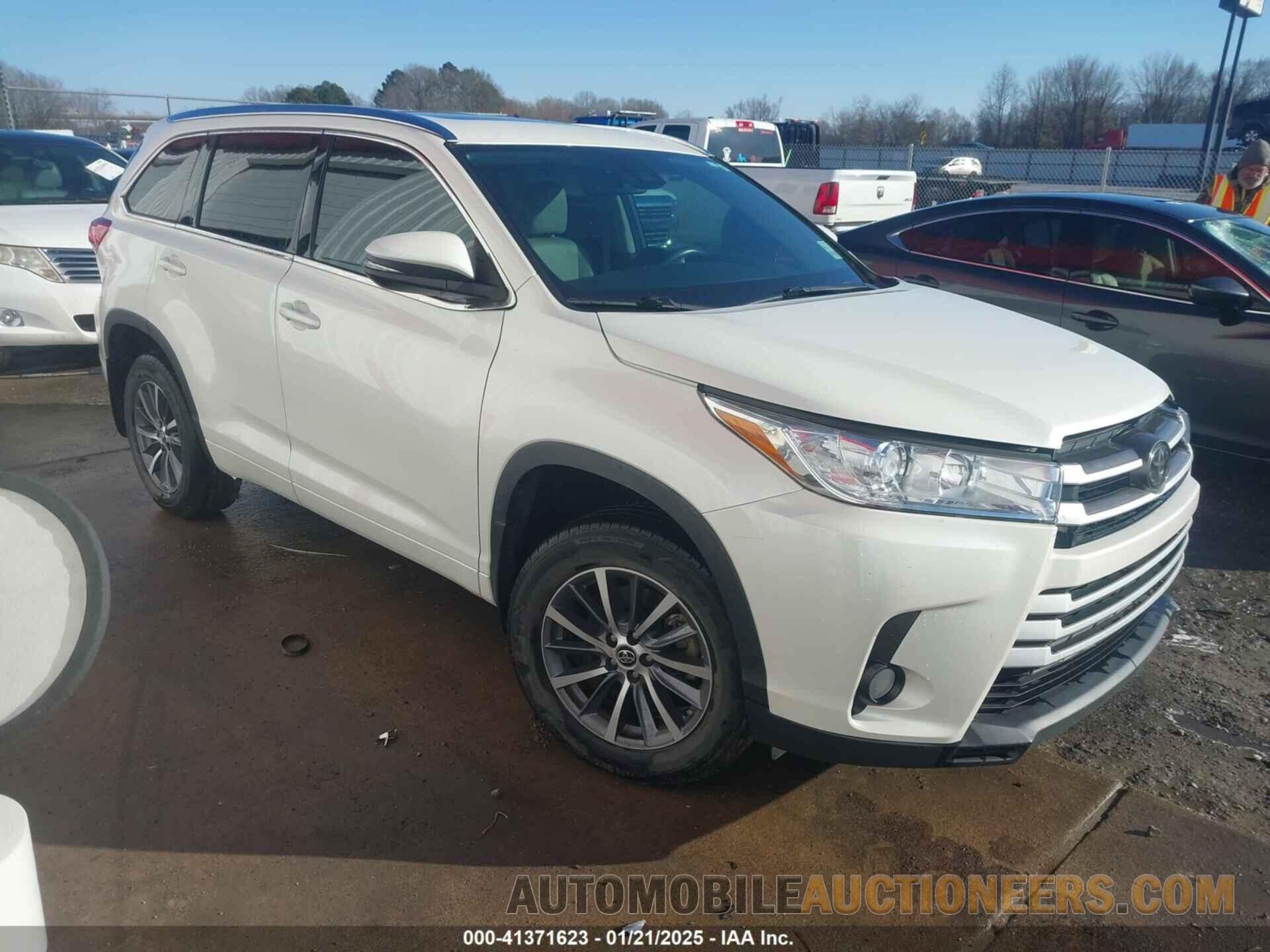 5TDKZRFH4JS540286 TOYOTA HIGHLANDER 2018