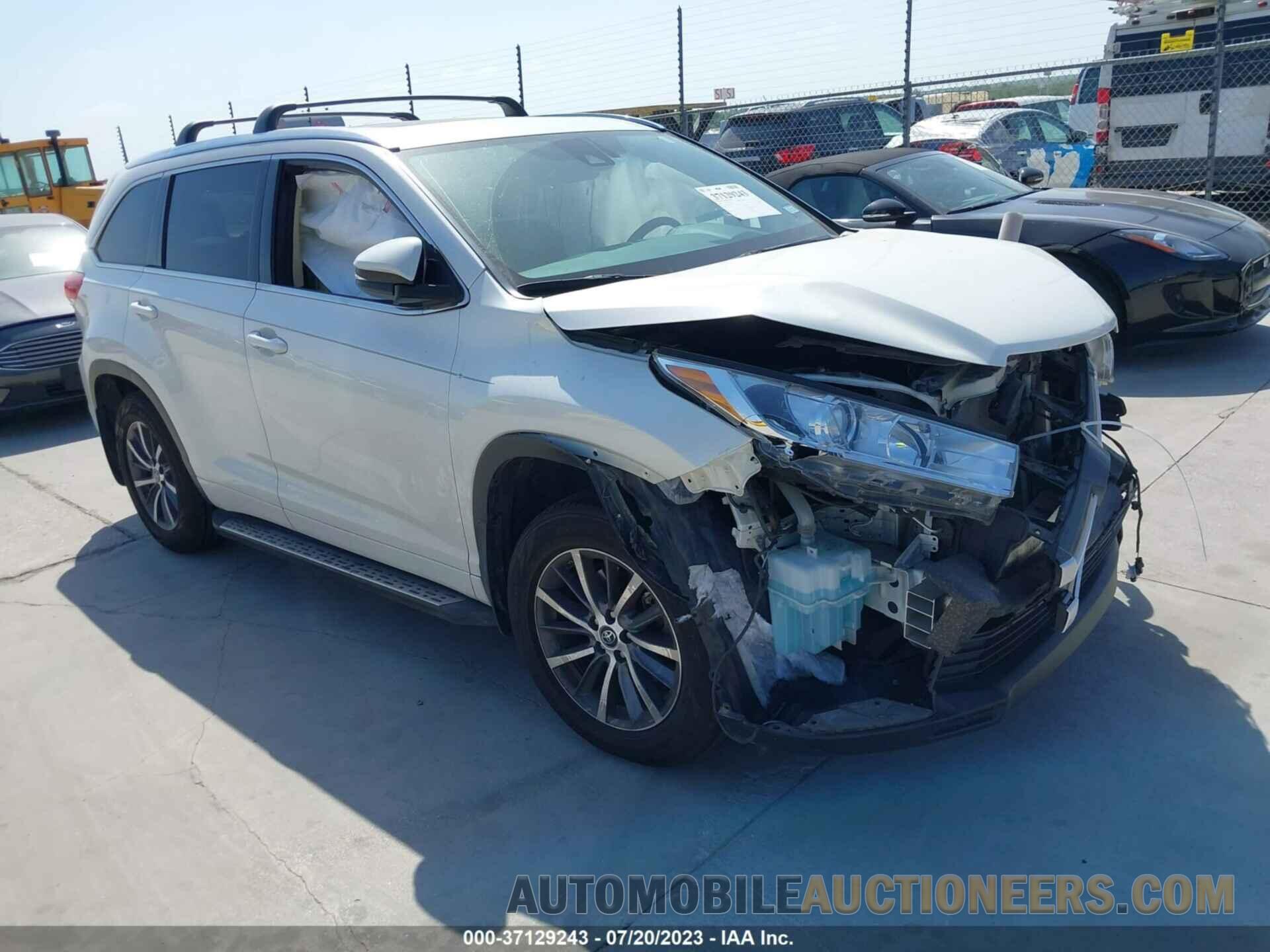 5TDKZRFH4JS541504 TOYOTA HIGHLANDER 2018