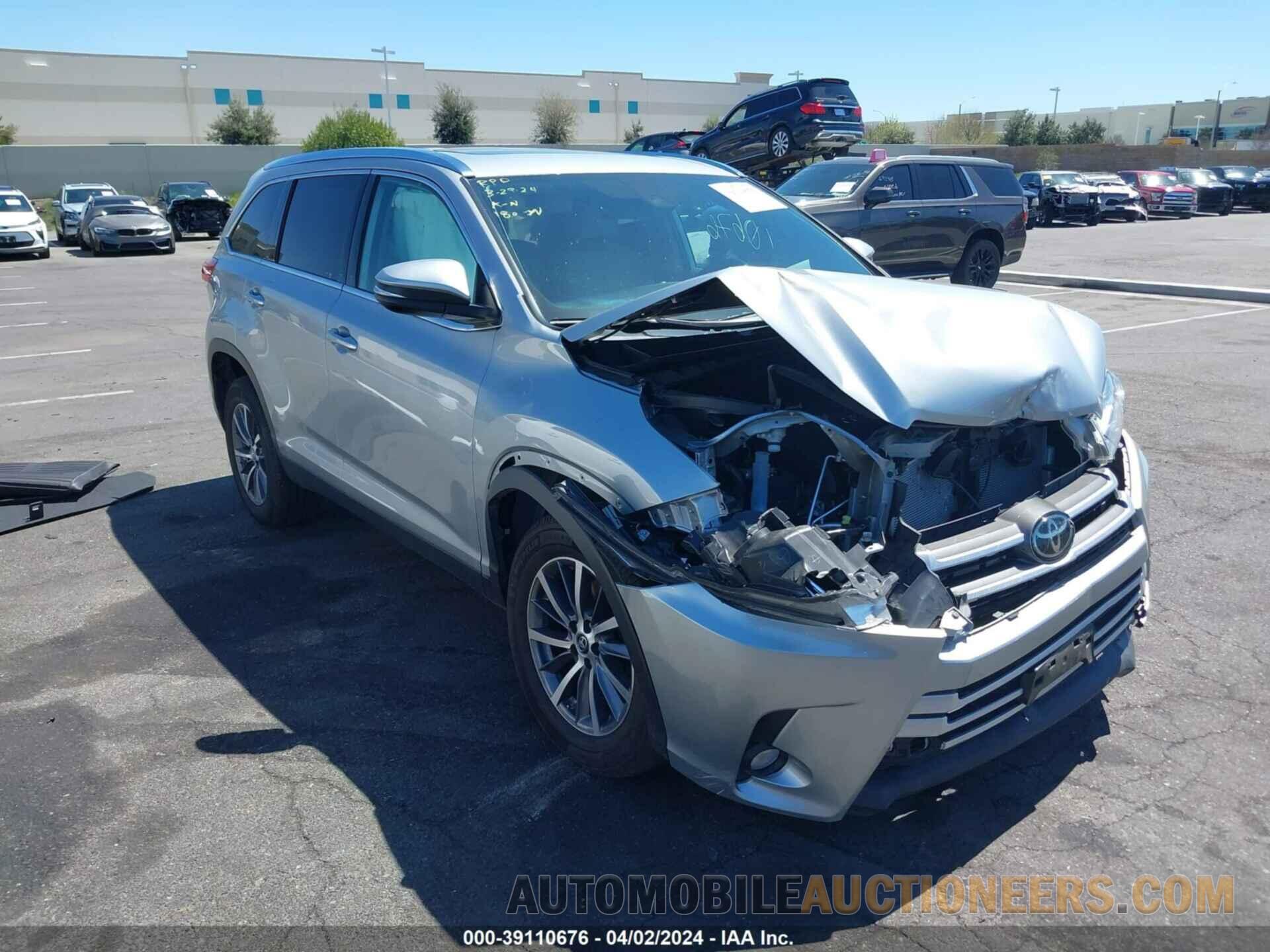 5TDKZRFH4KS306196 TOYOTA HIGHLANDER 2019