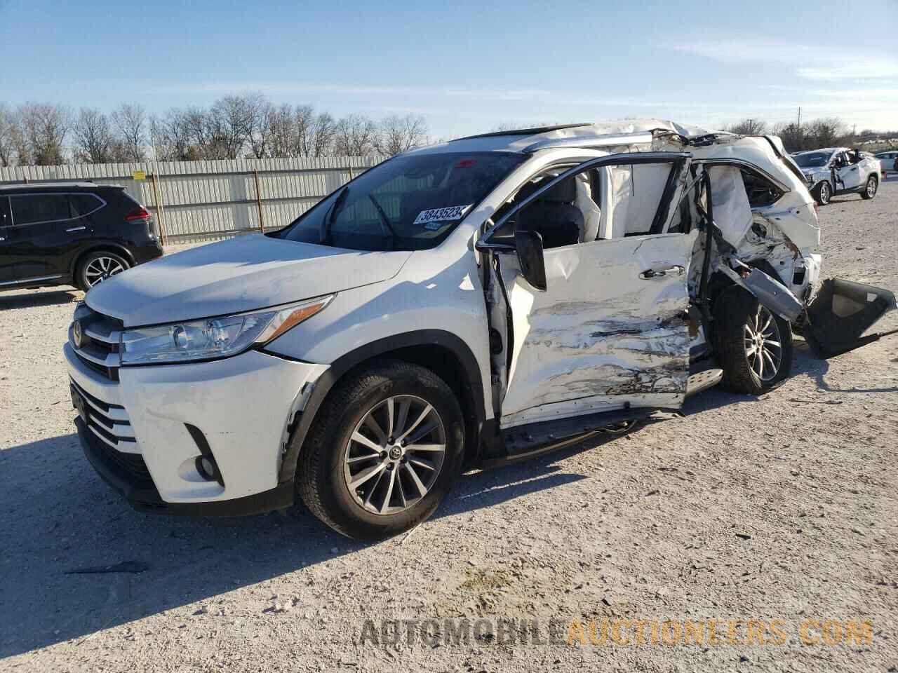 5TDKZRFH4KS311379 TOYOTA HIGHLANDER 2019