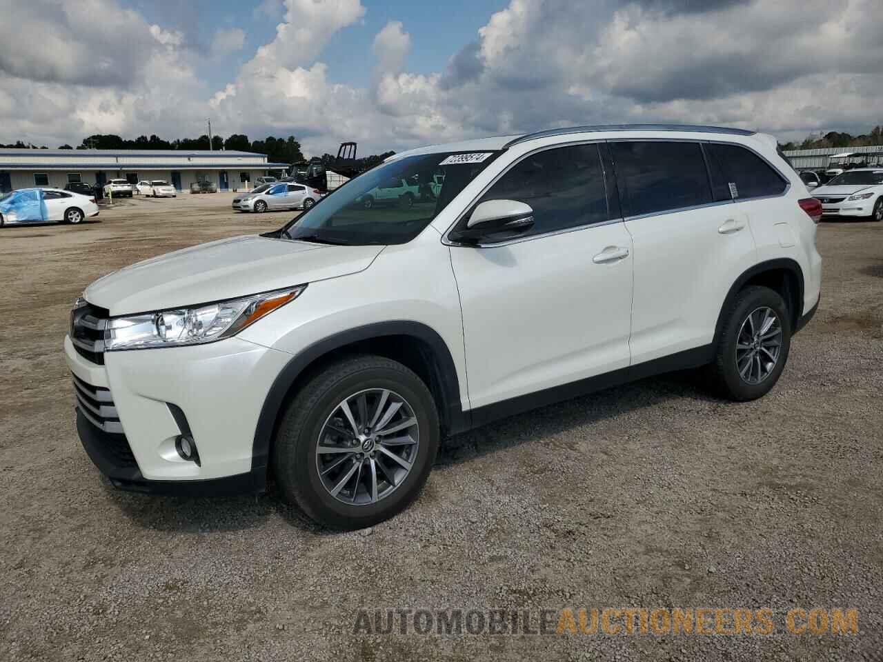 5TDKZRFH4KS313939 TOYOTA HIGHLANDER 2019