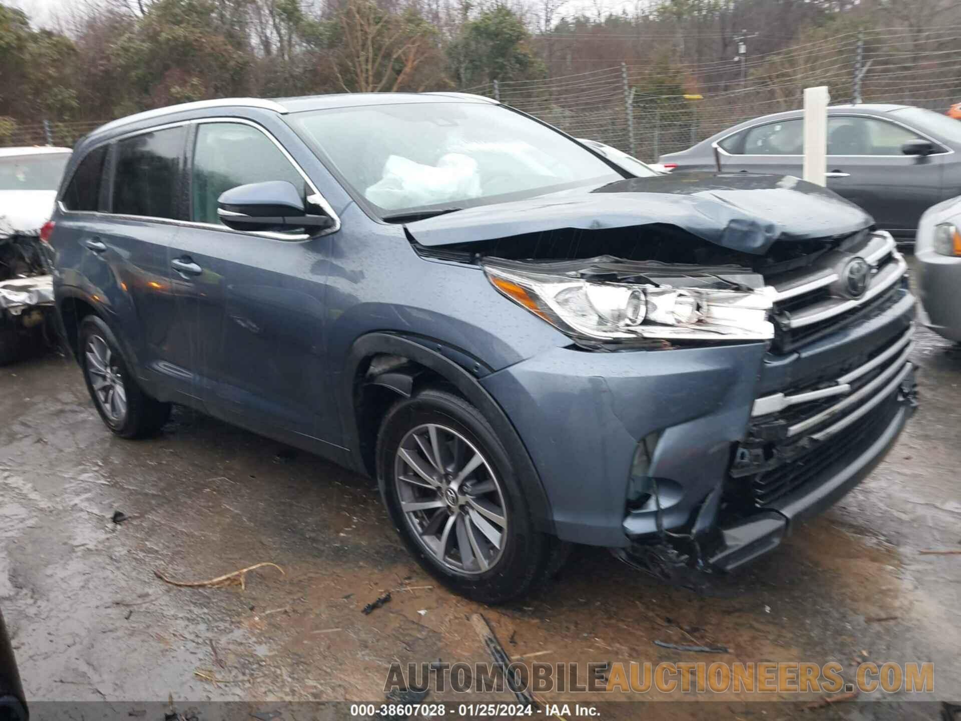 5TDKZRFH4KS318087 TOYOTA HIGHLANDER 2019