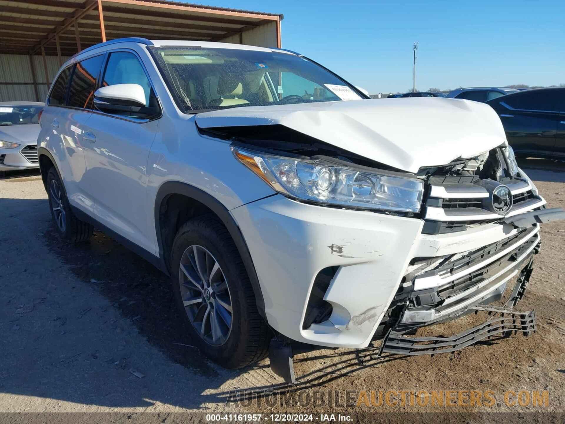 5TDKZRFH4KS321877 TOYOTA HIGHLANDER 2019