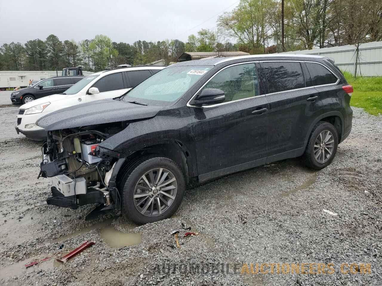 5TDKZRFH4KS356404 TOYOTA HIGHLANDER 2019