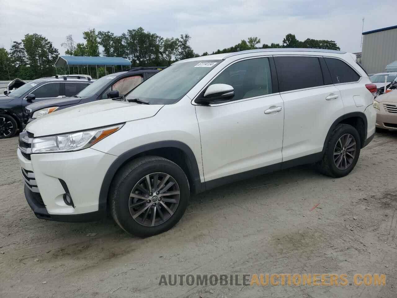 5TDKZRFH4KS551631 TOYOTA HIGHLANDER 2019