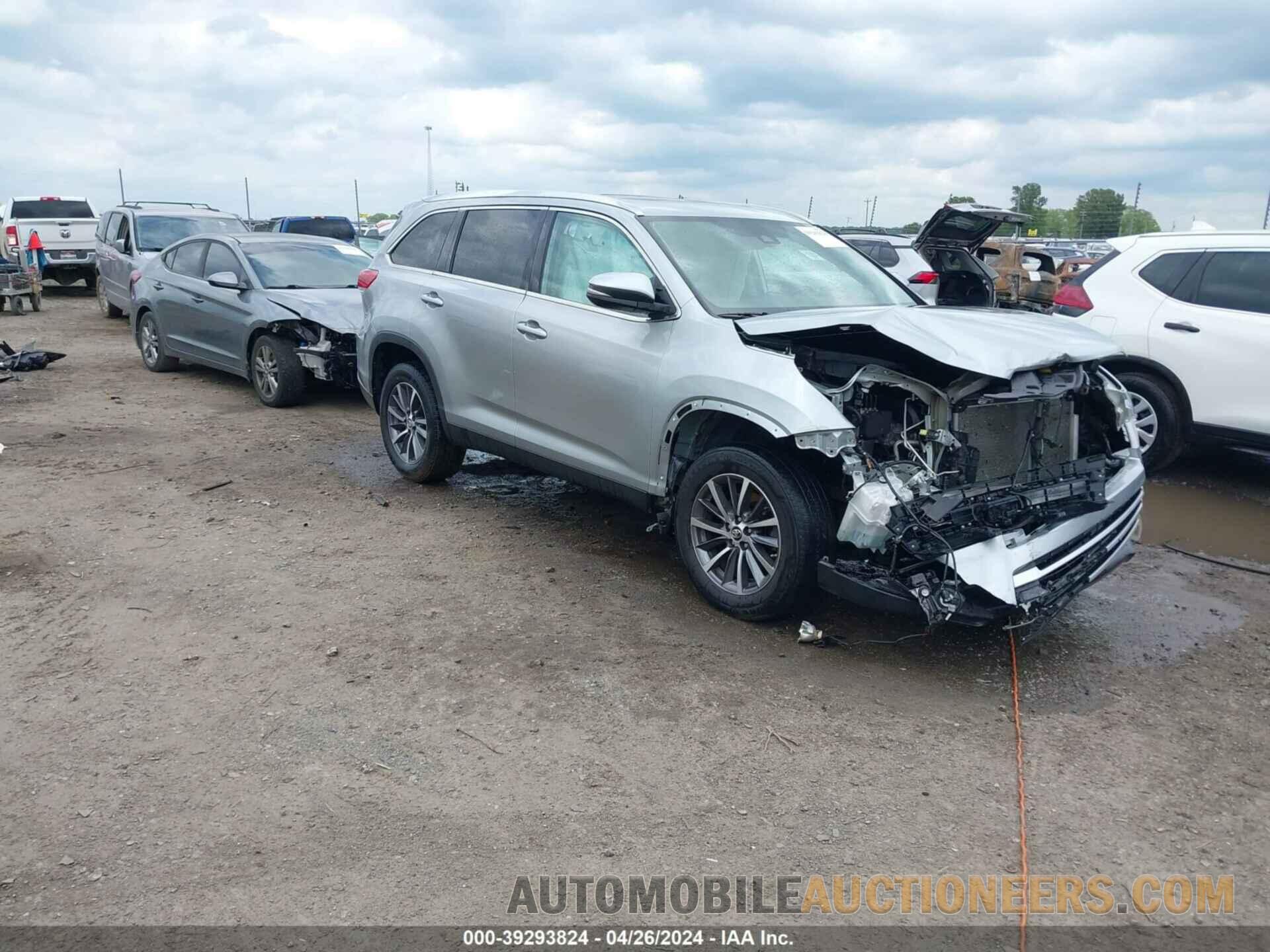 5TDKZRFH4KS558949 TOYOTA HIGHLANDER 2019