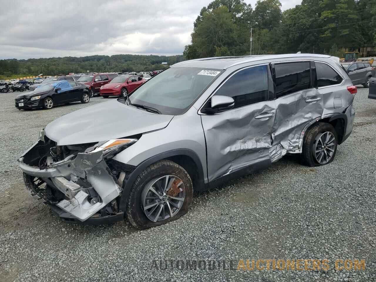 5TDKZRFH4KS564718 TOYOTA HIGHLANDER 2019