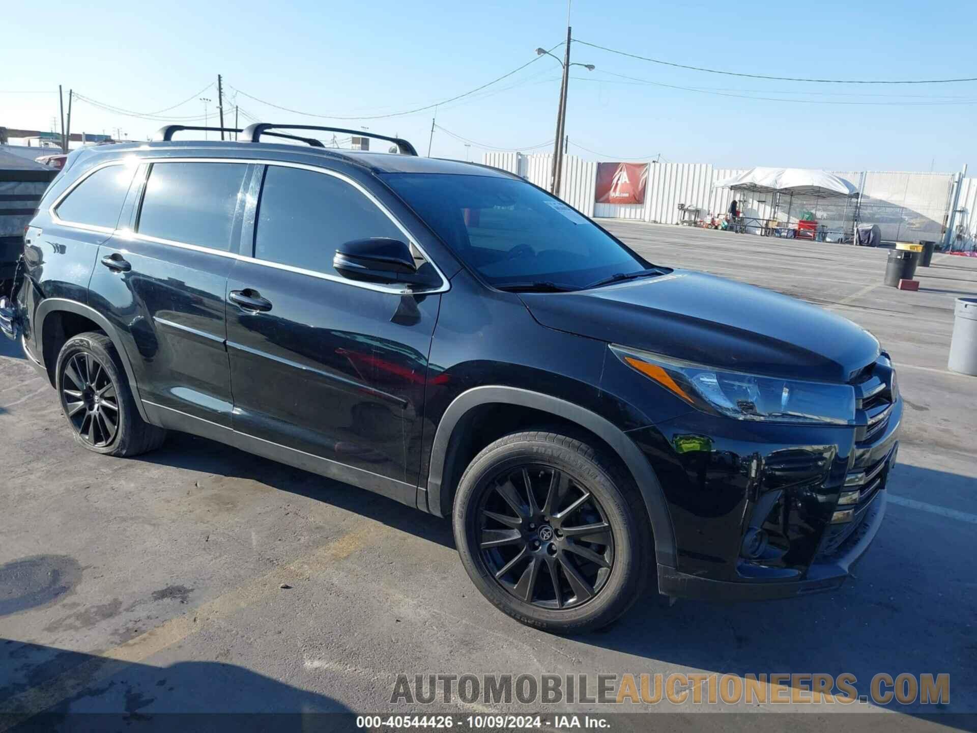 5TDKZRFH4KS574858 TOYOTA HIGHLANDER 2019