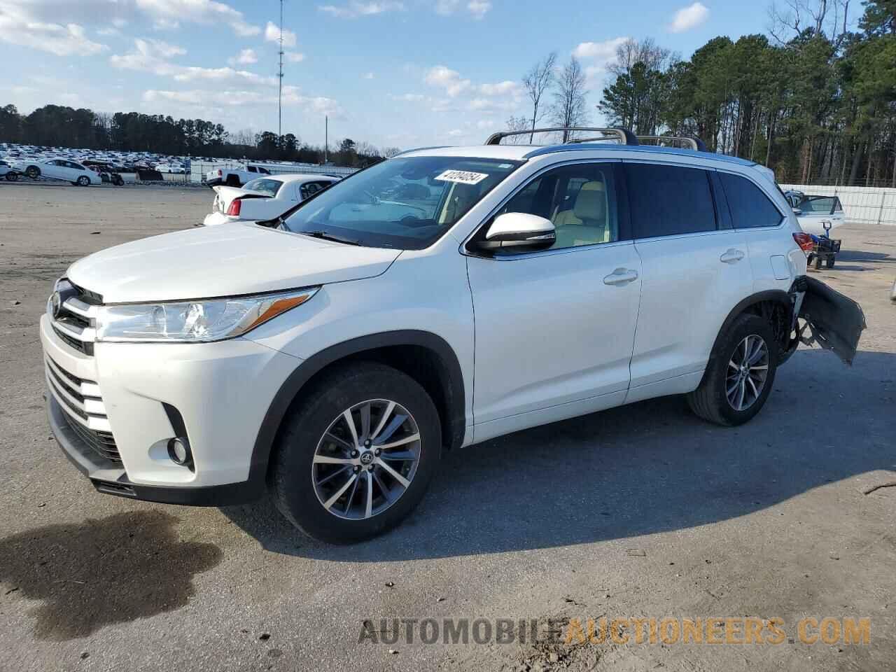 5TDKZRFH5HS200428 TOYOTA HIGHLANDER 2017