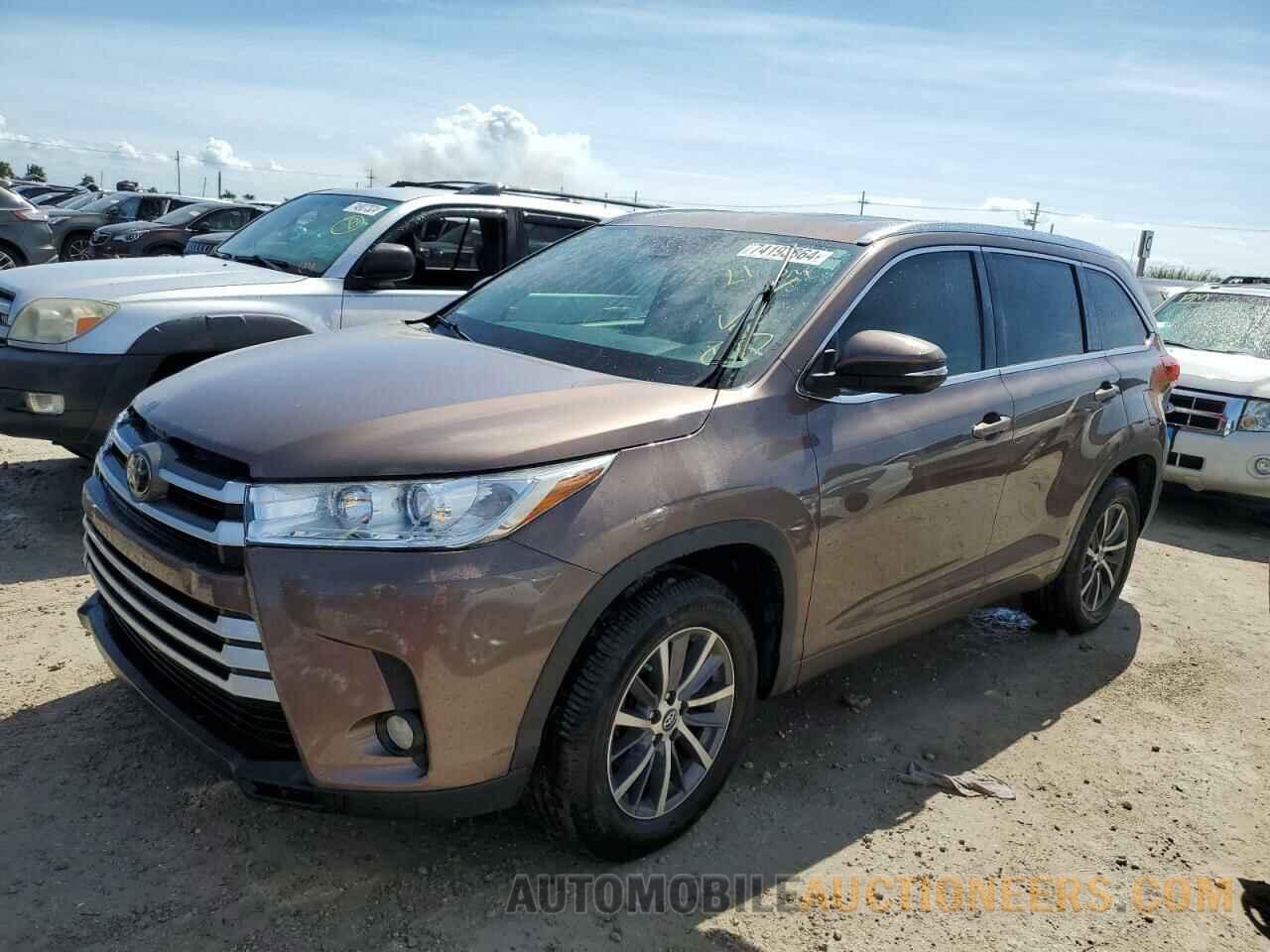 5TDKZRFH5HS234305 TOYOTA HIGHLANDER 2017