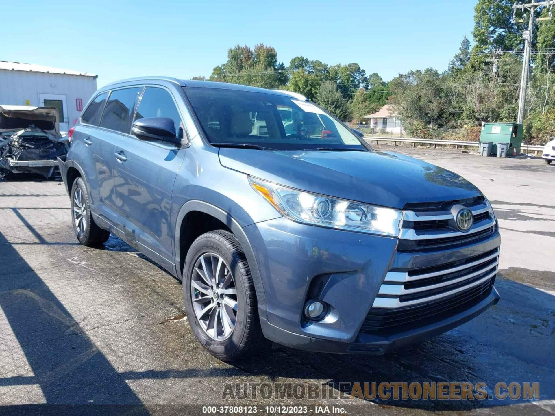 5TDKZRFH5HS524737 TOYOTA HIGHLANDER 2017