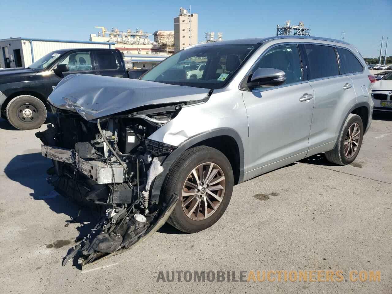 5TDKZRFH5HS526035 TOYOTA HIGHLANDER 2017