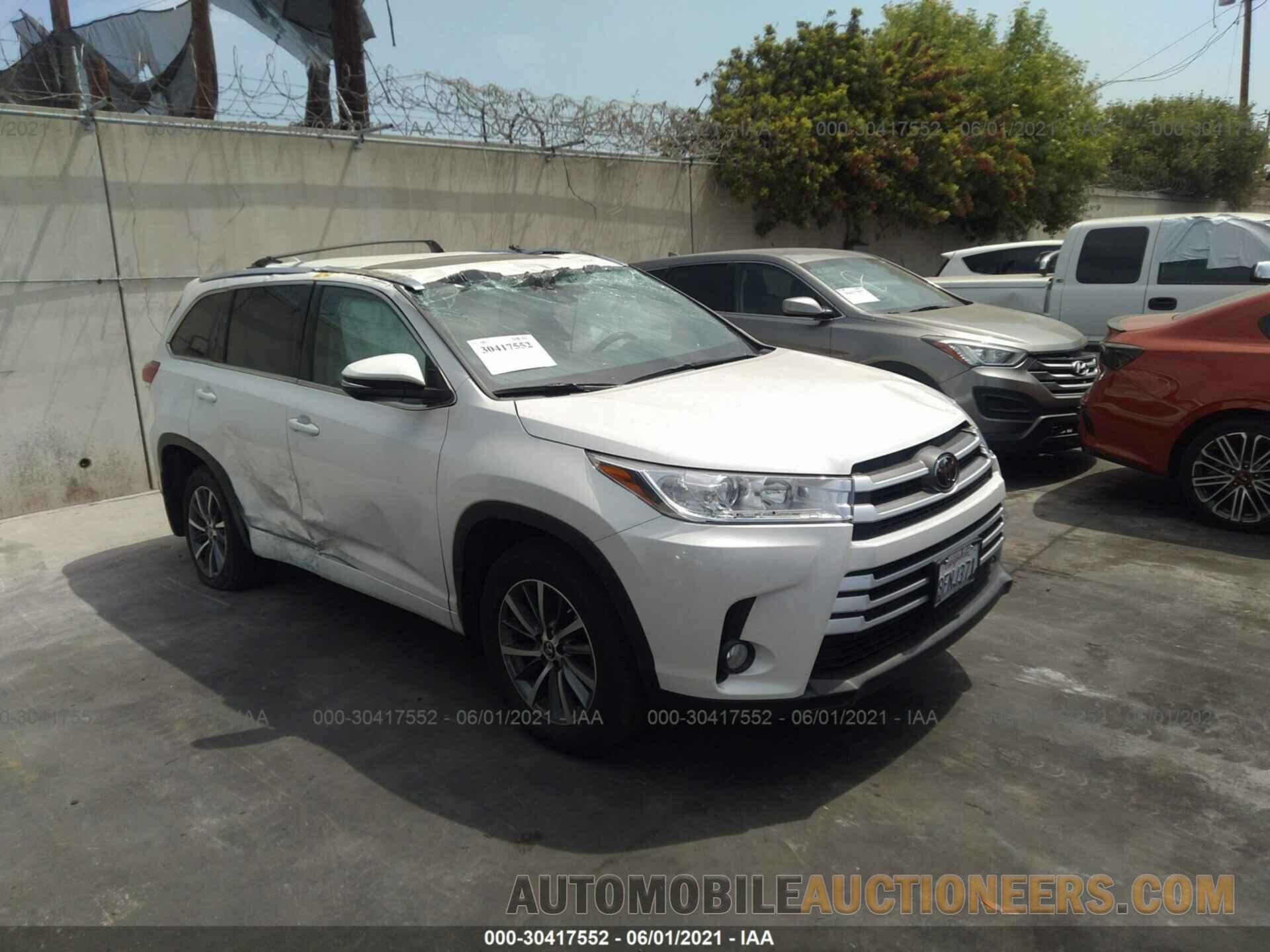 5TDKZRFH5JS286183 TOYOTA HIGHLANDER 2018