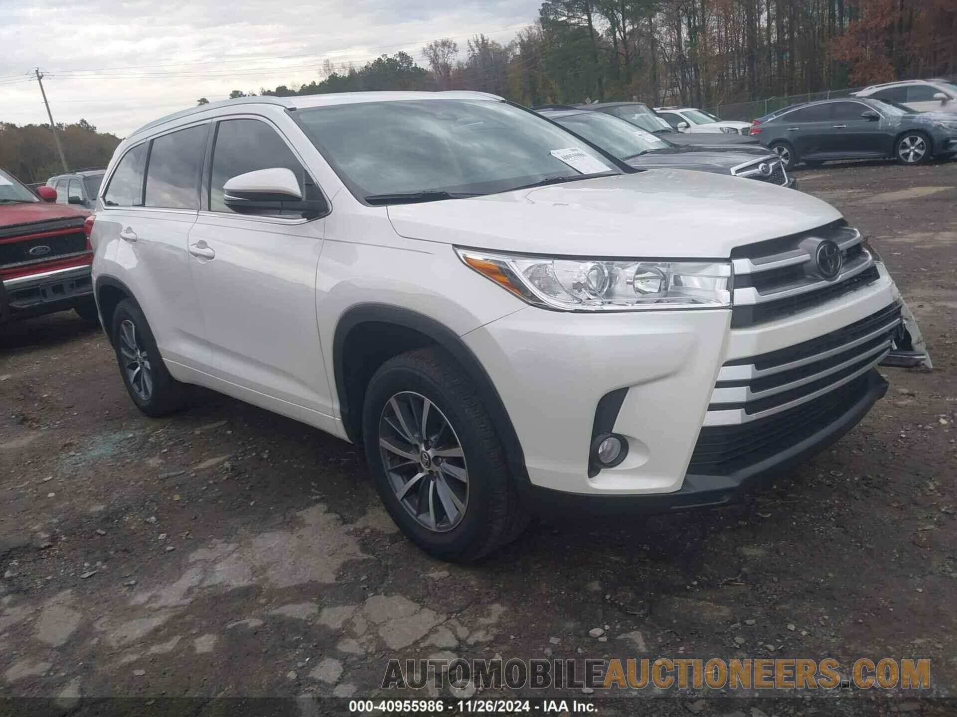 5TDKZRFH5JS528289 TOYOTA HIGHLANDER 2018