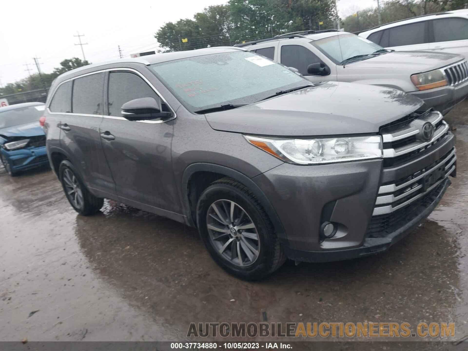 5TDKZRFH5JS530589 TOYOTA HIGHLANDER 2018