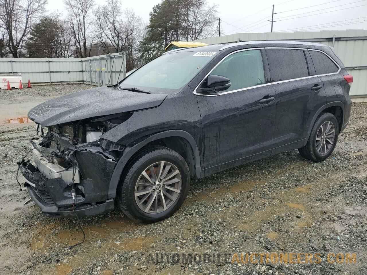 5TDKZRFH5JS538868 TOYOTA HIGHLANDER 2018