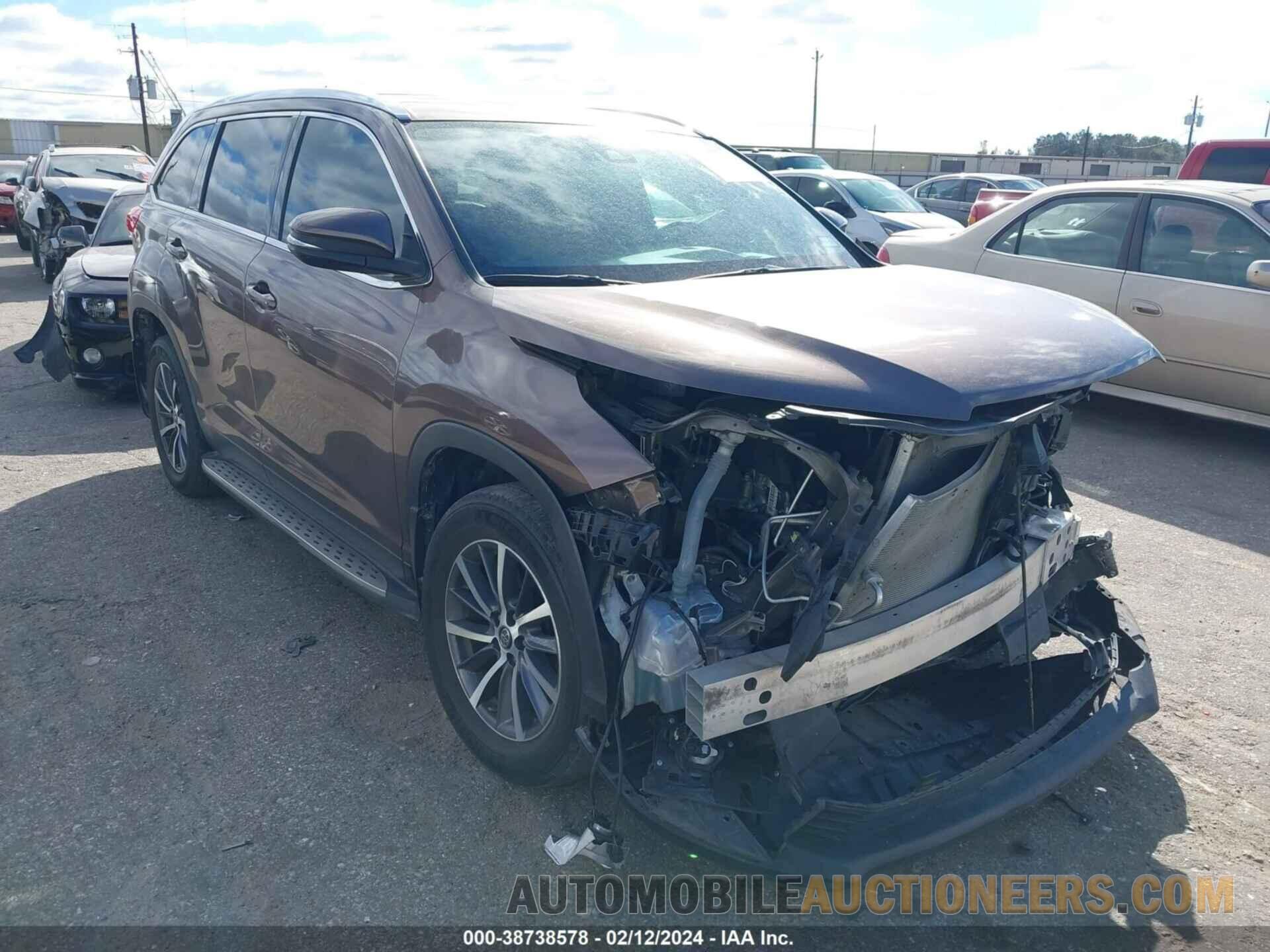 5TDKZRFH5KS333746 TOYOTA HIGHLANDER 2019