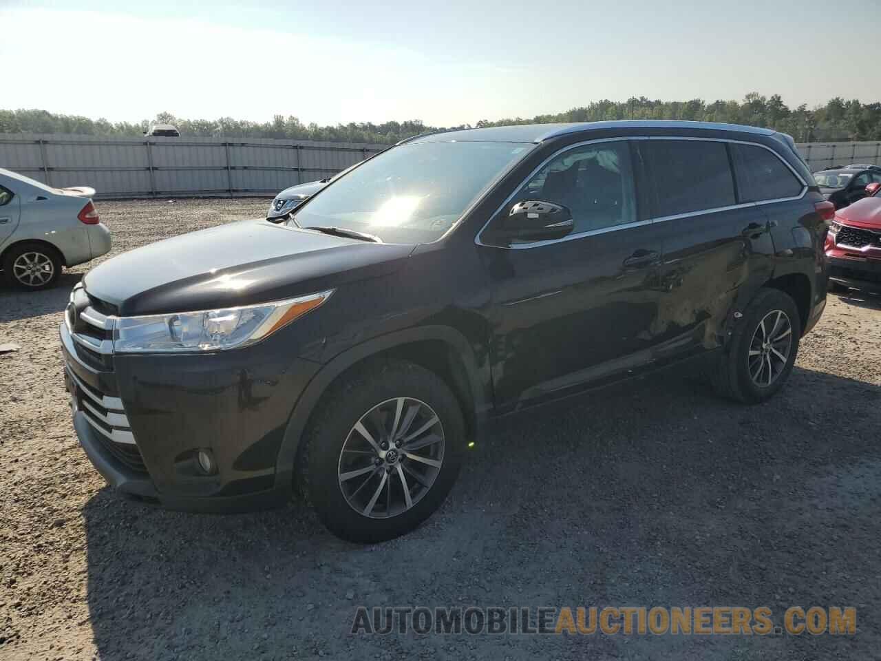 5TDKZRFH5KS560449 TOYOTA HIGHLANDER 2019