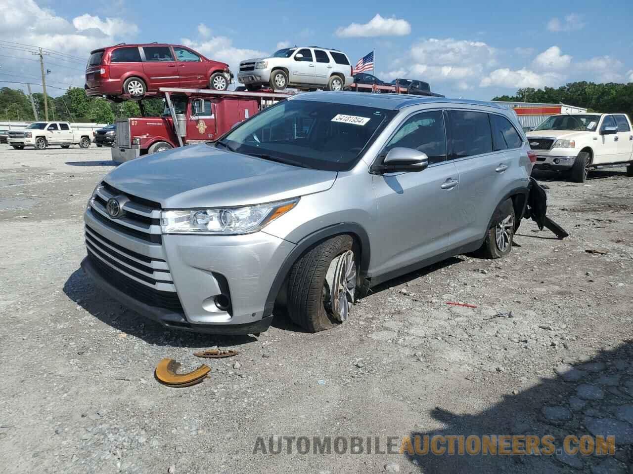 5TDKZRFH5KS561942 TOYOTA HIGHLANDER 2019