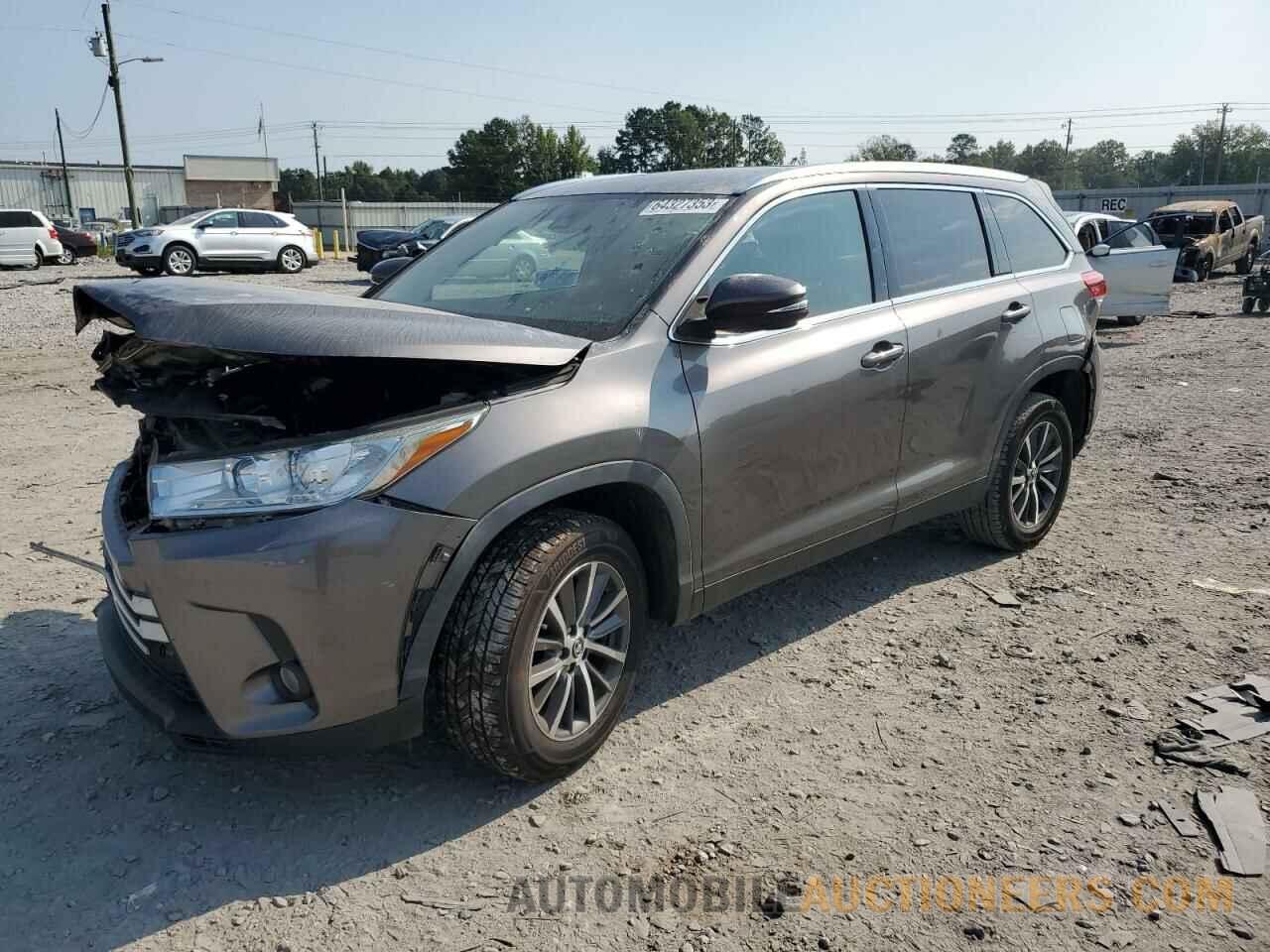 5TDKZRFH5KS567126 TOYOTA HIGHLANDER 2019