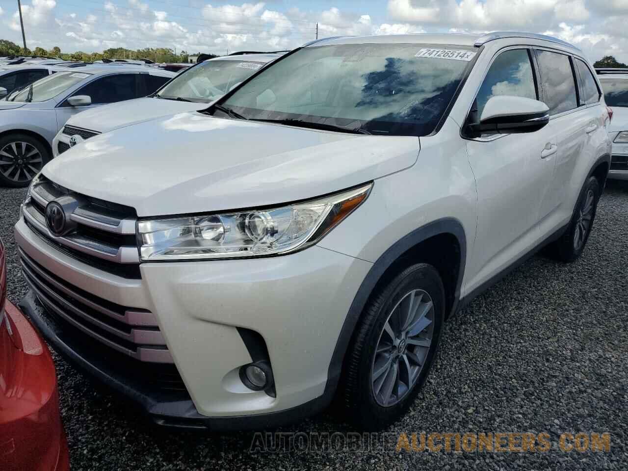 5TDKZRFH5KS571225 TOYOTA HIGHLANDER 2019