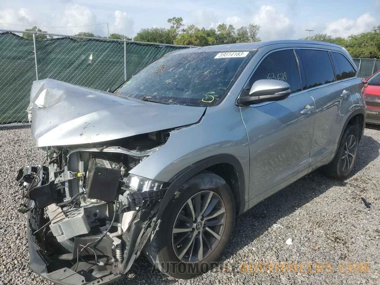 5TDKZRFH6HS523886 TOYOTA HIGHLANDER 2017