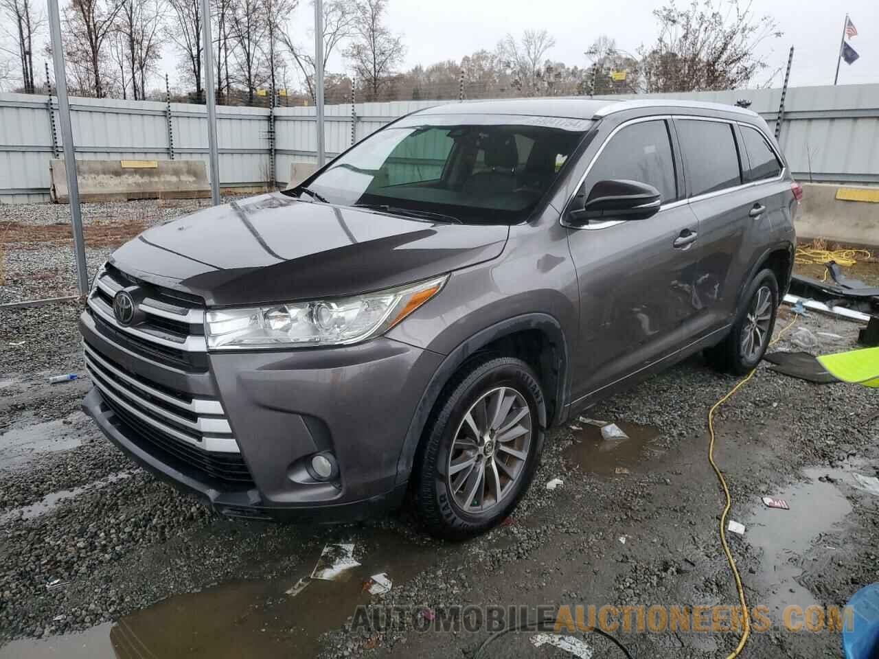 5TDKZRFH6JS262314 TOYOTA HIGHLANDER 2018