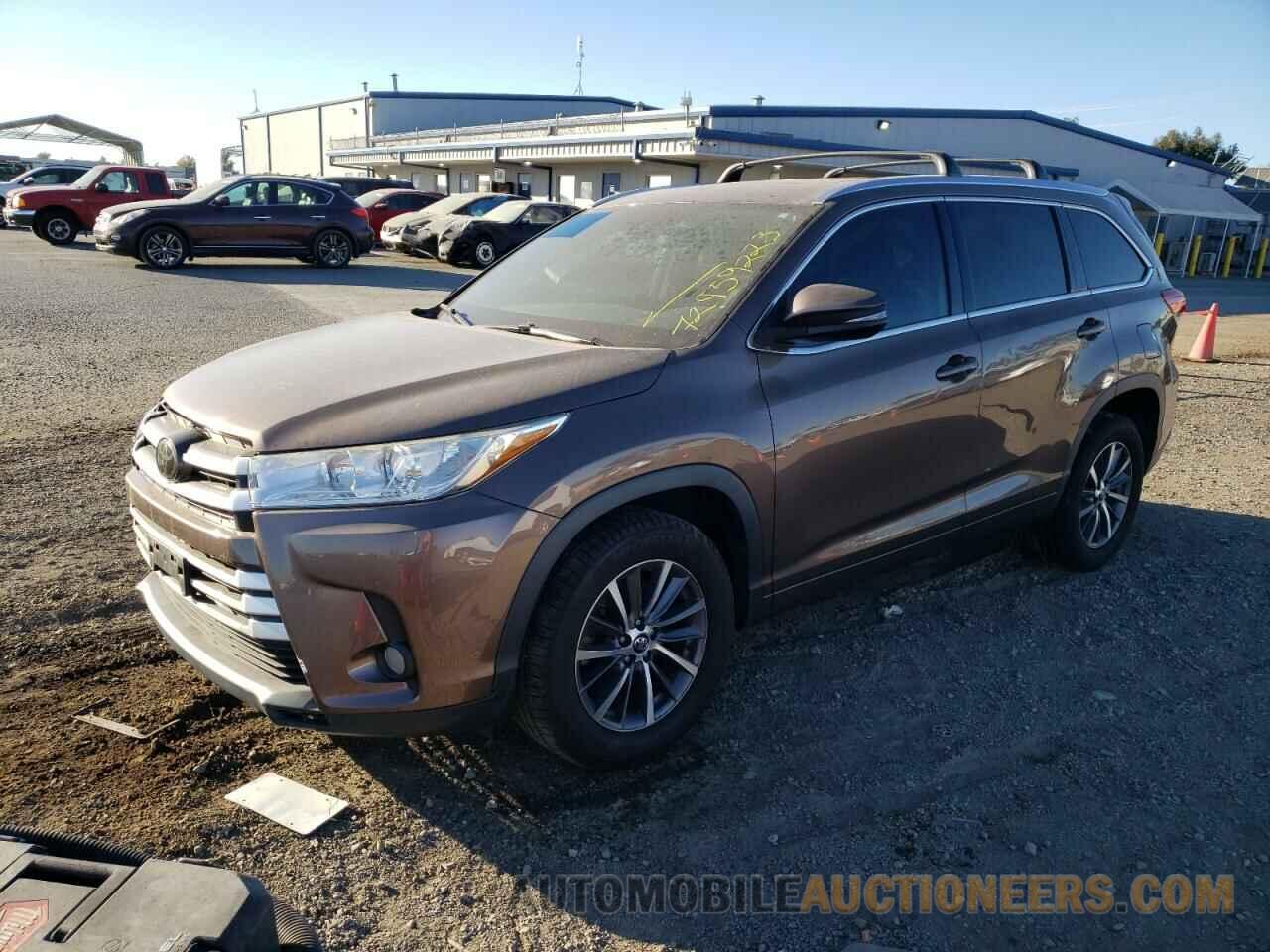 5TDKZRFH6JS265763 TOYOTA HIGHLANDER 2018