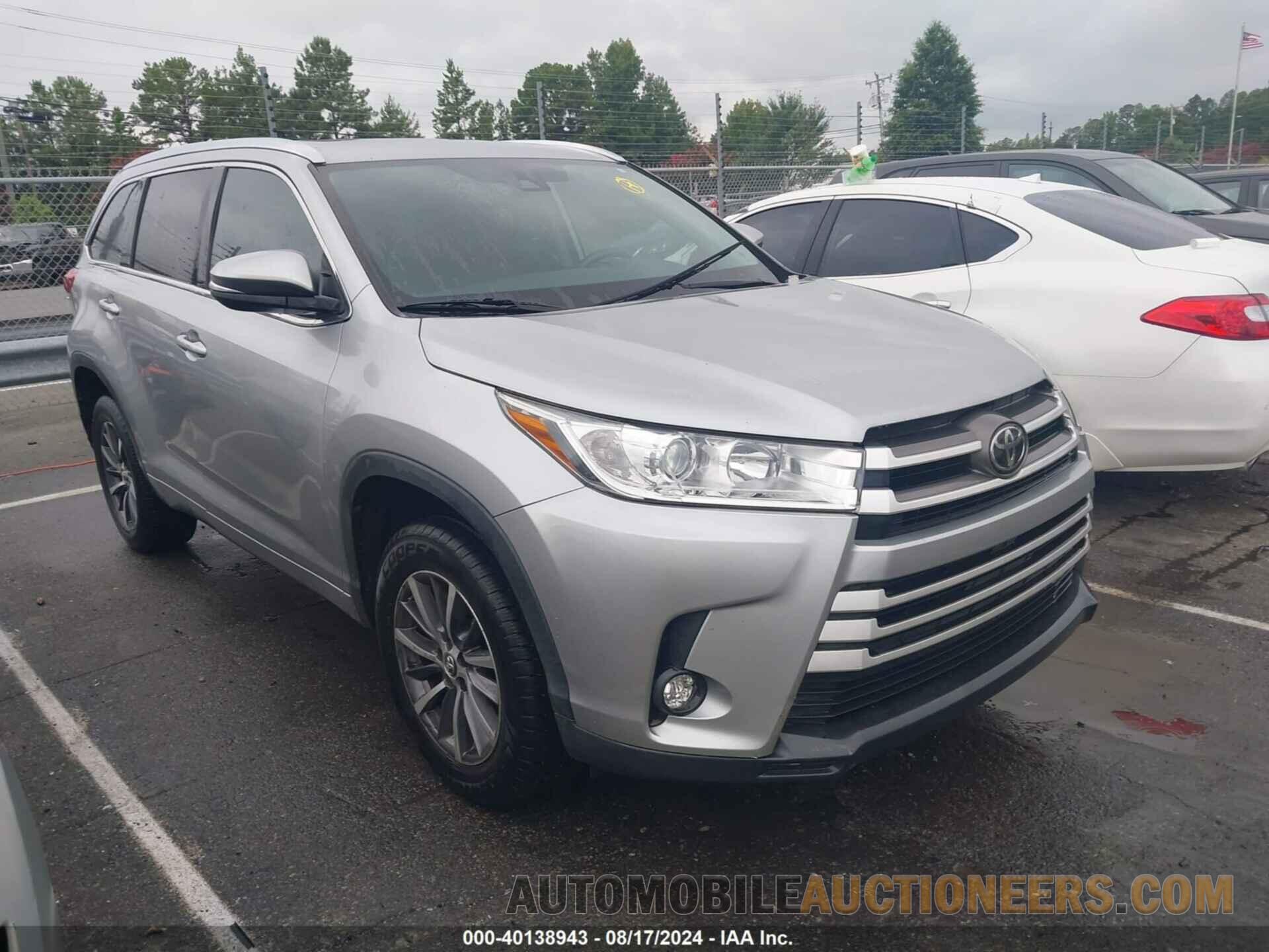 5TDKZRFH6JS529810 TOYOTA HIGHLANDER 2018