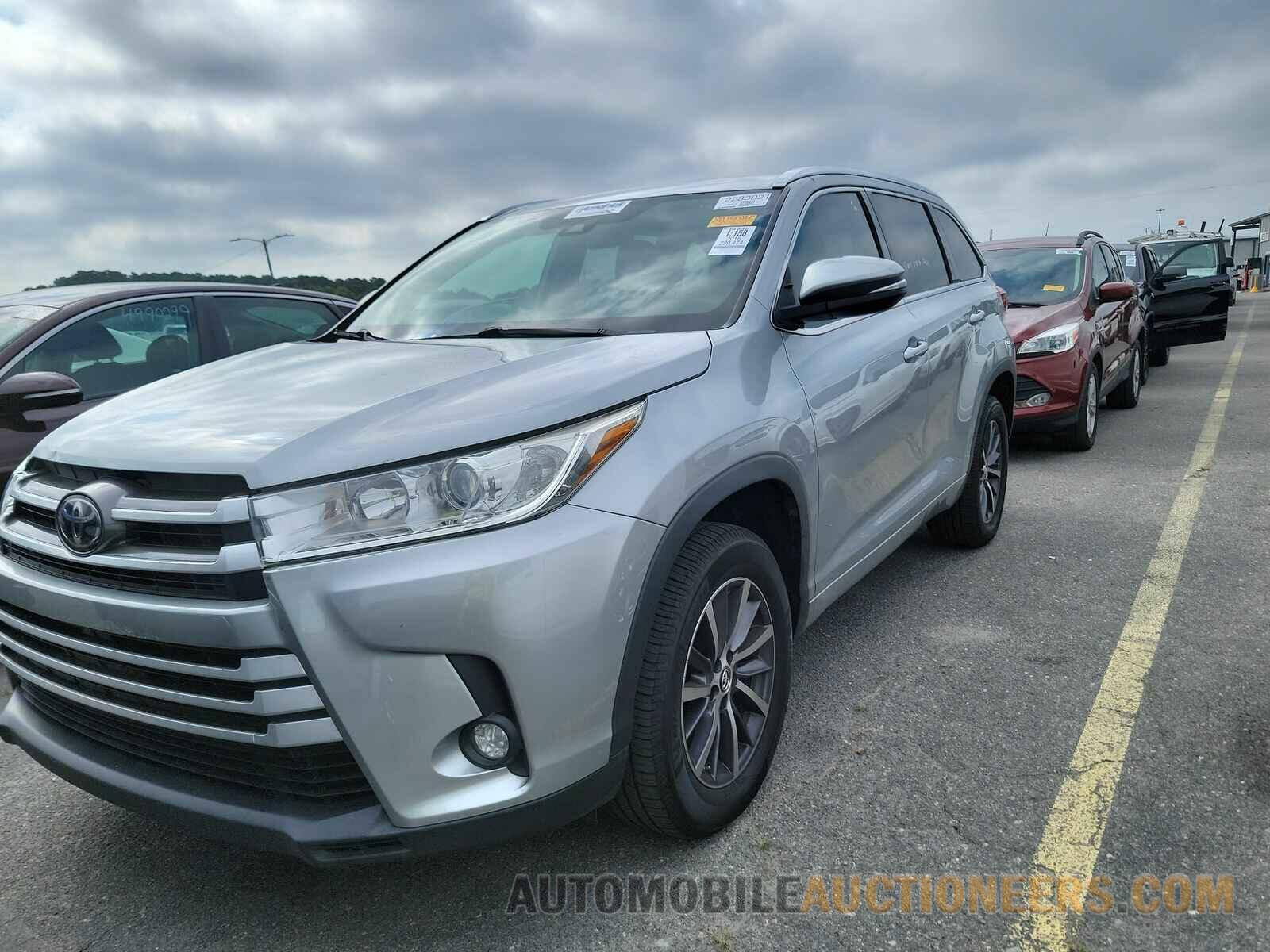 5TDKZRFH6JS544310 Toyota Highlander 2018