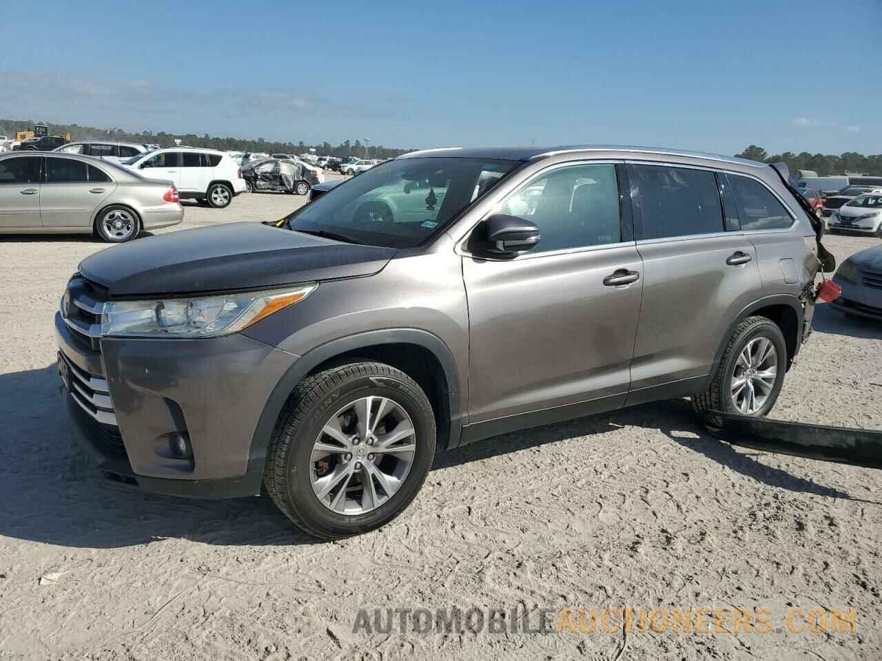 5TDKZRFH6KS315885 TOYOTA HIGHLANDER 2019