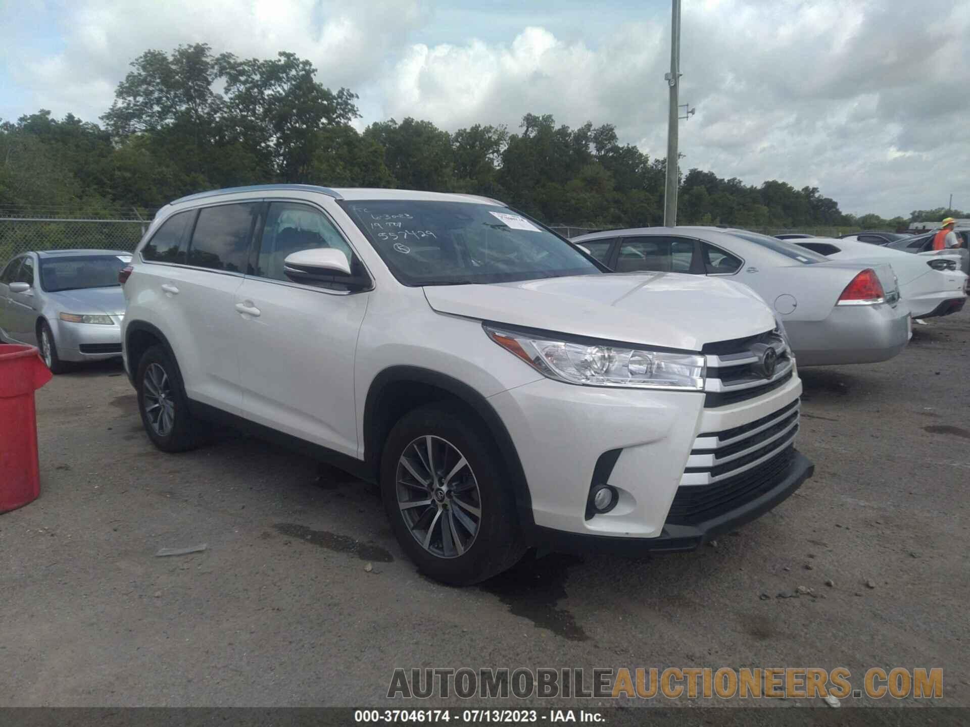 5TDKZRFH6KS557429 TOYOTA HIGHLANDER 2019